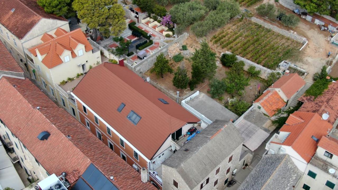 Lena Centar Apartman Bol