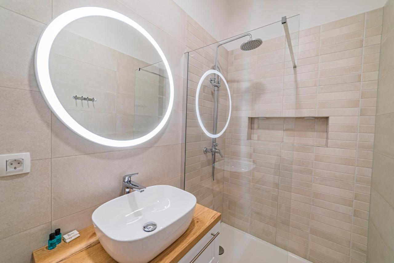 Lena Centar Apartman *